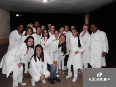 Acadêmicos de enfermagem visitam Santa Casa de Campo Mourão