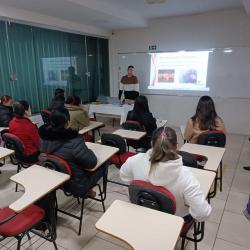 Enfermagem é um dos cursos de destaque da Faculdade Unicampo