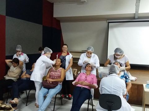 Projeto de extensão “Beleza Sem Idade” da Faculdade Unicampo é realizado no Centro da Juventude e Supermercado BIG