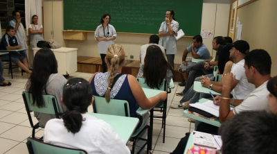 Calouros e veteranos da Unicampo são recepcionados com Trote Solidário