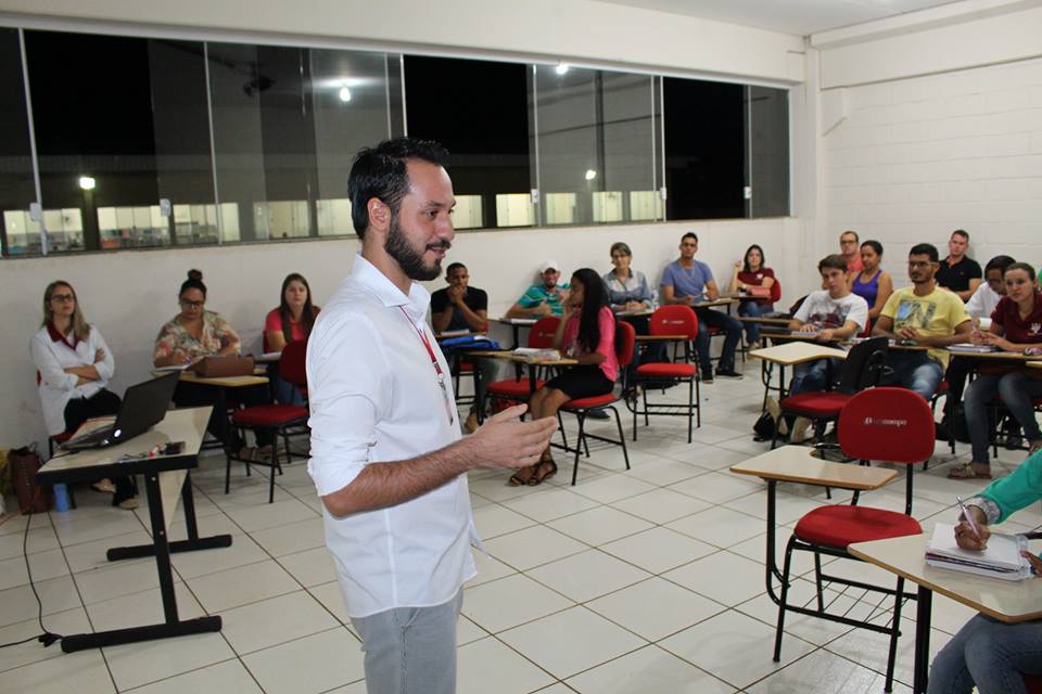 Acadêmicos de Gestão de RH participaram de palestra sobre Sofrimento Psíquico