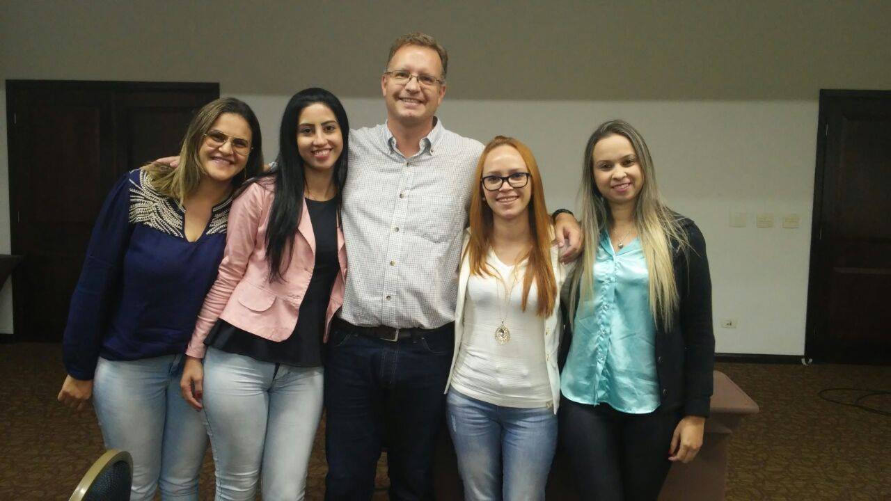 Acadêmicas de Psicologia da Faculdade Unicampo participam de Palestra sobre Psicologia Forense