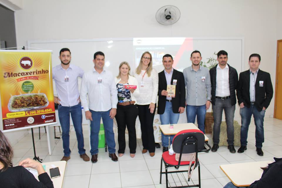 Acadêmicos de Gestão Comercial desenvolvem produtos