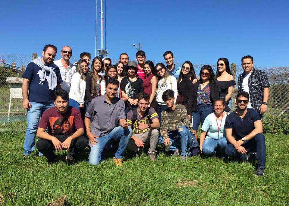 Acadêmicos de Arquitetura e Urbanismo da Faculdade Unicampo participam de aulas práticas em Maringá