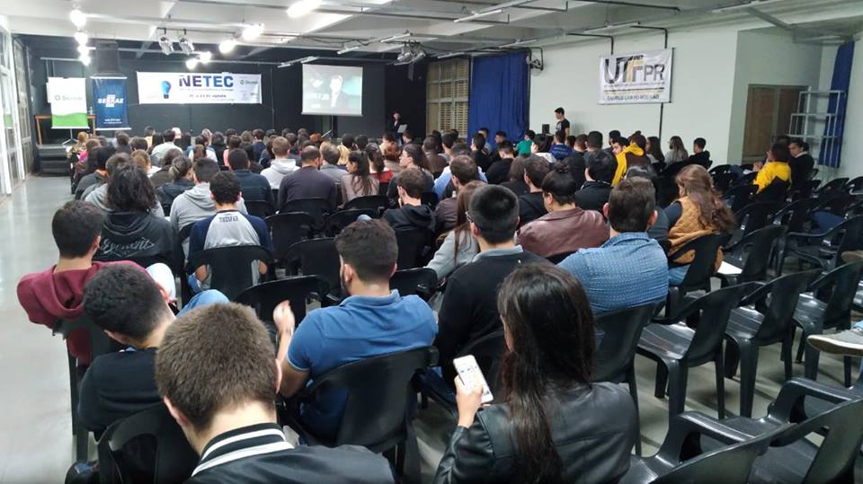 ACADÊMICOS DOS CURSOS GESTÃO DA FACULDADE UNICAMPO PARTICIPAM DO III NETEC
