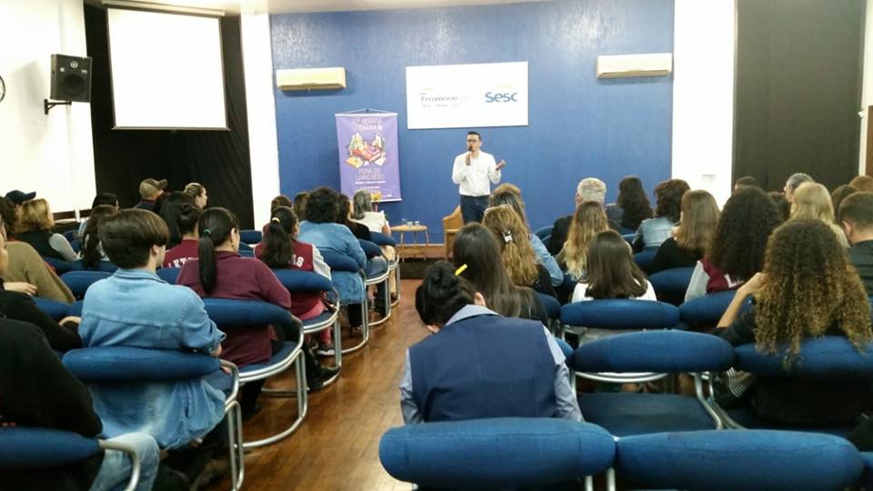 Professor do curso de Psicologia da Faculdade Unicampo lança o livro “Aluno Significado & Professor Significante”