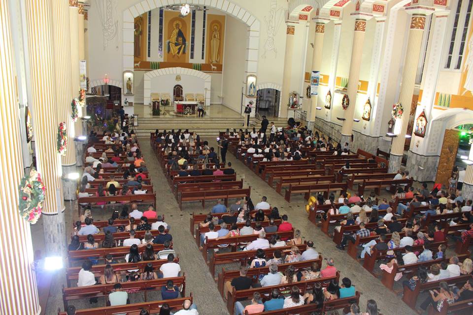 Formandos da Faculdade Unicampo participam de Culto Ecumênico