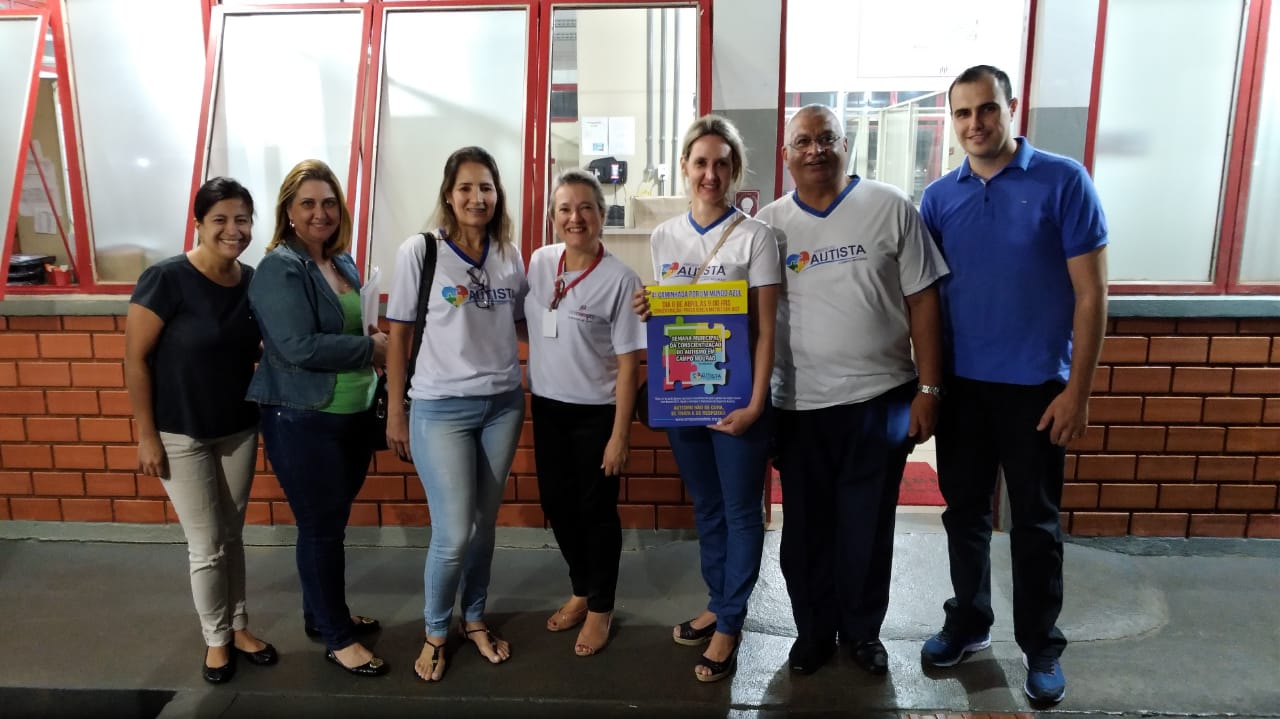 Representantes da Associação Amigos do Autista de Campo Mourão visitaram a Faculdade Unicampo