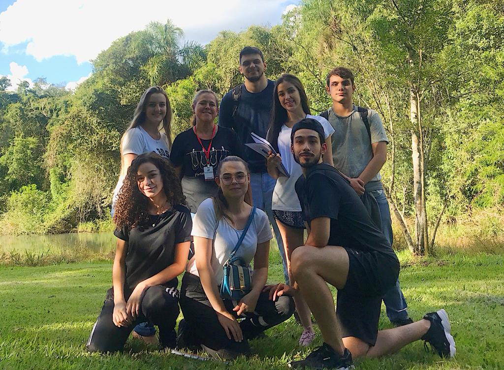 Acadêmicos de Arquitetura e Urbanismo participaram de aula prática de campo no Parque Estadual Lago Azul