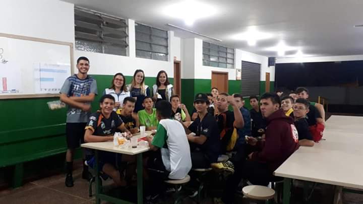 Projeto de Psicologia atende atletas de Handebol do Colégio Antônio Teodoro