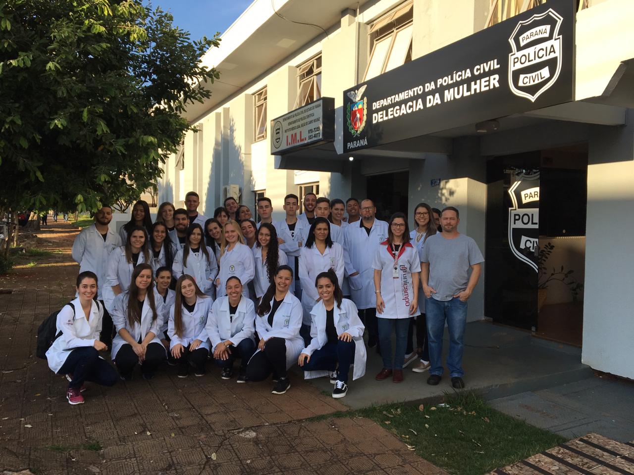 Acadêmicos de Fisioterapia da Faculdade Unicampo realizam visita técnica ao IML de Campo Mourão 