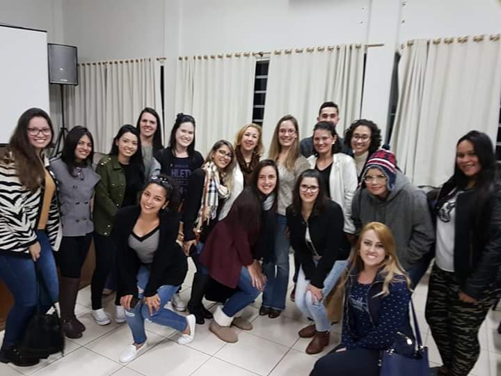 Acadêmicos de Psicologia da Faculdade Unicampo participam de palestras na APAE de Campo Mourão