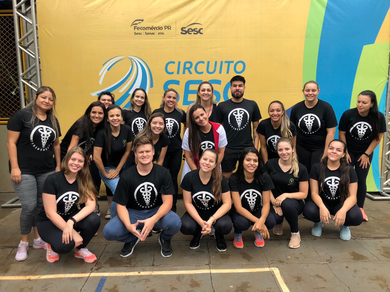Acadêmicos de Fisioterapia realizam atendimentos durante Circuito Sesc de Corrida