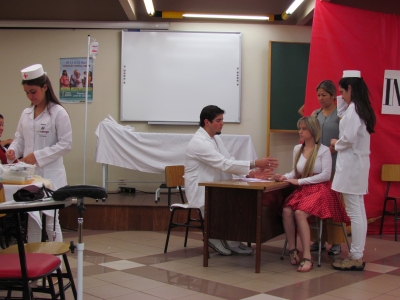 Enfermagem faz teatro sobre atendimento do SUS