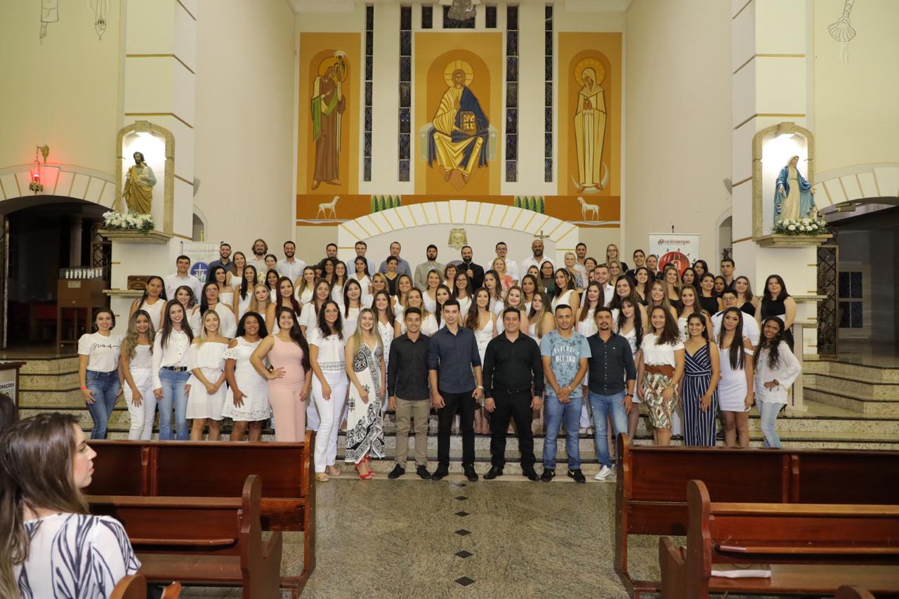Formandos da Faculdade Unicampo participam de Culto Ecumênico