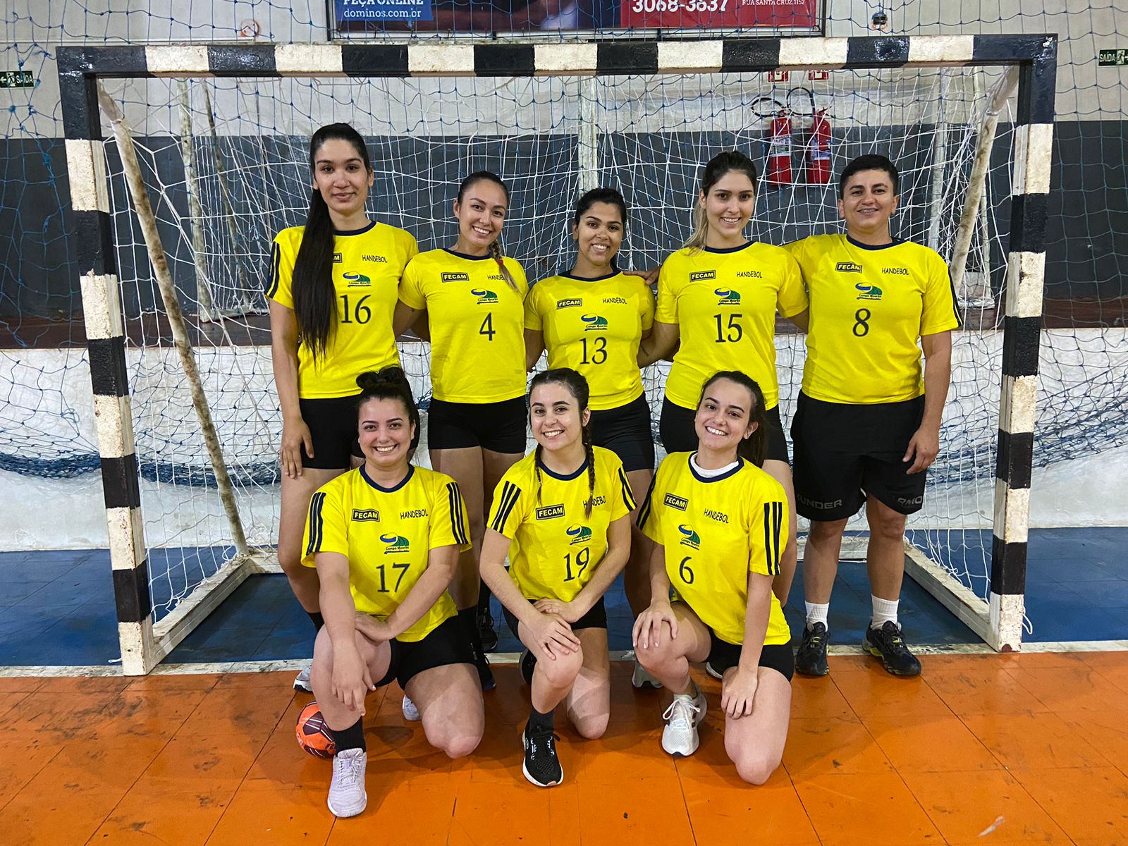 Brilho na Quadra: Alunas da Faculdade Unicampo Conquistam o Segundo Lugar no Handebol nos Jogos Universitários 2023