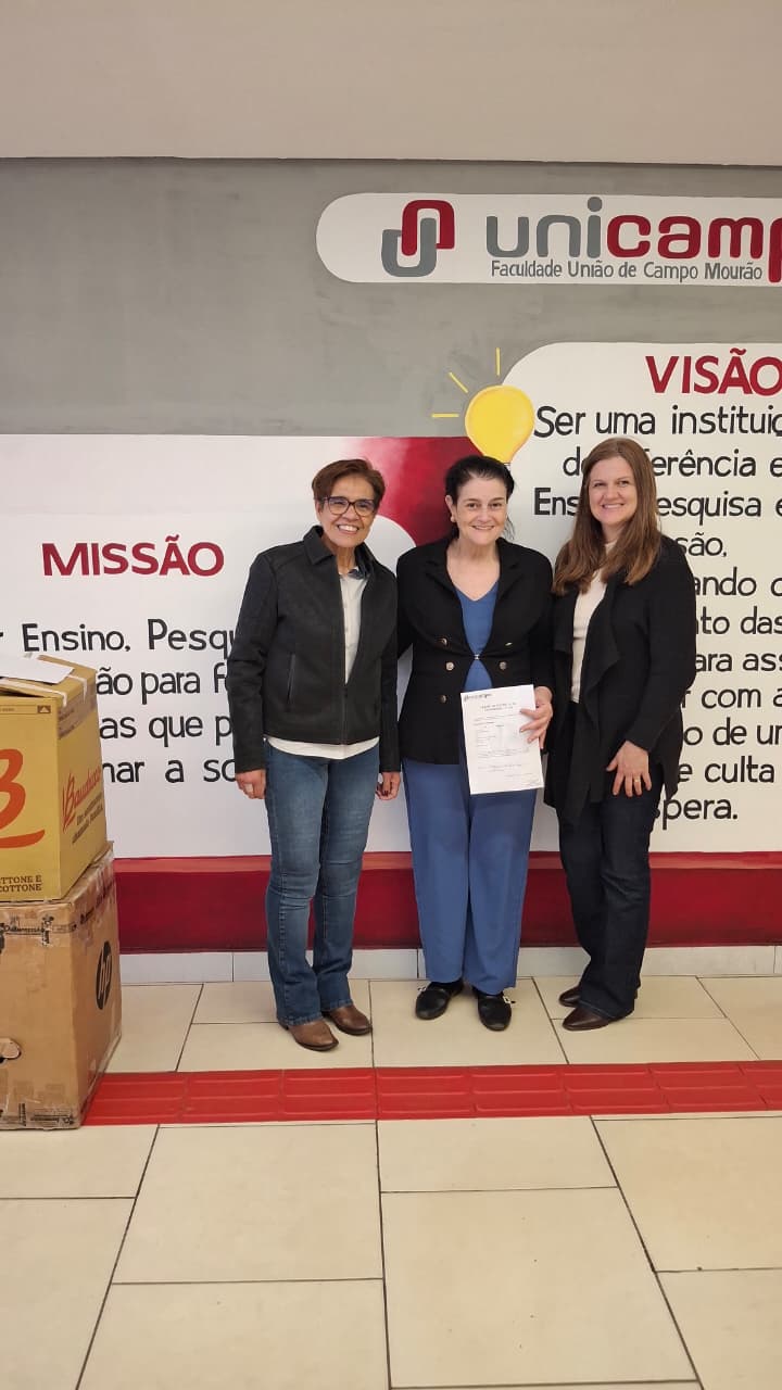 Faculdade UniCampo realiza doação de 162 peças de uniformes ao Colégio Estadual Marechal Rondon