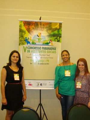 Professora do Curso de Serviço Social apresenta trabalho no 5º Congresso Paranaense de Assistentes Sociais 
