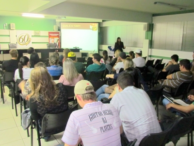 Minicursos beneficiam acadêmicos na Jornada Acadêmica de Gestão