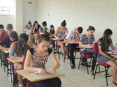 Estudantes de Campo Mourão e Região realizaram Vestibular da Faculdade Unicampo