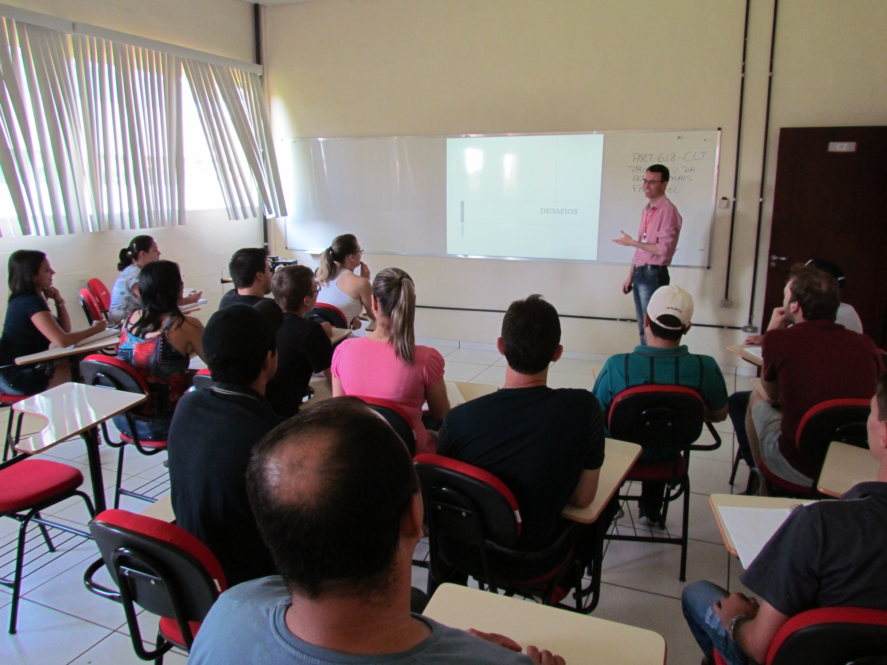 Faculdade Unicampo abre inscrições para três cursos de Pós-graduação na área de Administração e Gestão