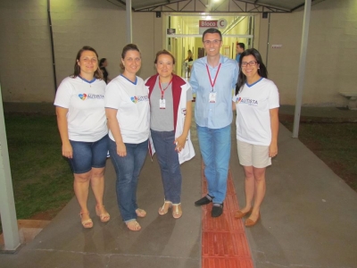 Representantes da Associação Amigos do Autista de Campo Mourão visitaram a Faculdade Unicampo